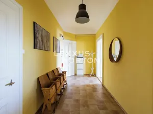 Prodej bytu 4+1, Praha - Nové Město, Masarykovo nábřeží, 133 m2