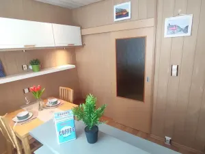 Prodej bytu 2+1, Praha - Strašnice, Ke Strašnické, 39 m2