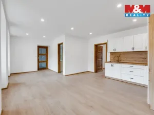 Prodej rodinného domu, Lochovice, 162 m2