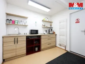 Pronájem skladu, Hlubočky, Fučíkova, 900 m2