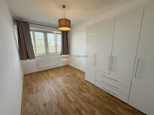 Pronájem bytu 2+kk, Praha - Kyje, Pelušková, 49 m2