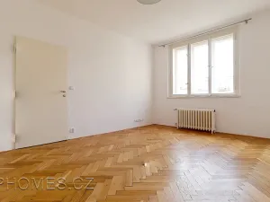 Pronájem bytu 2+1, Praha - Žižkov, Jeseniova, 60 m2