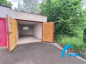 Prodej garáže, Kladruby, 21 m2