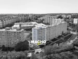 Prodej bytu 2+kk, Praha - Černý Most, Bryksova, 46 m2