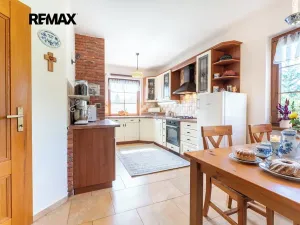 Prodej vícegeneračního domu, Předenice, 399 m2