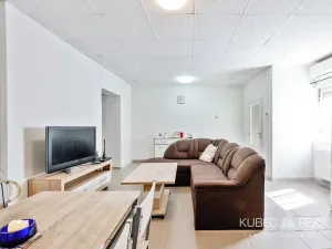 Prodej obchodního prostoru, Kamenice nad Lipou, Dobšova, 270 m2