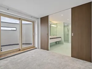 Pronájem bytu 3+1, Praha - Bubeneč, U akademie, 130 m2