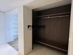 Pronájem bytu 3+1, Praha - Bubeneč, U akademie, 130 m2