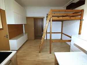 Pronájem bytu 1+kk, Praha - Holešovice, Heřmanova, 26 m2