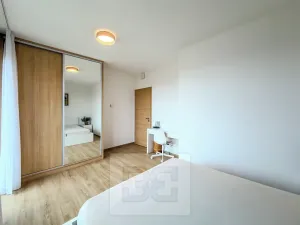 Pronájem bytu 3+kk, Praha - Libuš, Novodvorská, 70 m2