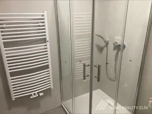 Pronájem bytu 1+kk, Zlín, Ševcovská, 37 m2