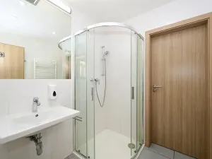 Pronájem bytu 1+kk, Praha - Liboc, Evropská, 51 m2