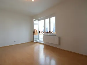 Pronájem bytu 2+kk, Praha - Nusle, U gymnázia, 50 m2