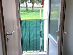 Pronájem bytu 3+1, Praha - Kobylisy, Vršní, 64 m2