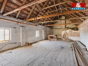 Prodej zemědělské usedlosti, Kněževes, Pražská, 90 m2