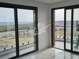 Prodej bytu 3+kk, Trikomo, Kypr, 84 m2