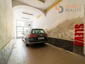 Prodej obchodního prostoru, Břeclav, 17. listopadu, 900 m2