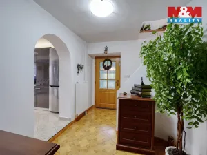 Prodej rodinného domu, Dolany, 225 m2