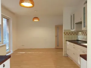 Pronájem bytu 3+kk, Plzeň, U Ježíška, 70 m2