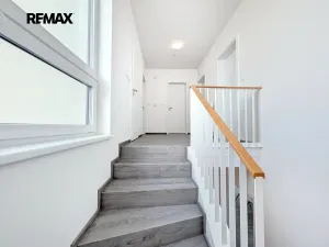 Pronájem rodinného domu, Praha - Březiněves, V křepelkách, 146 m2