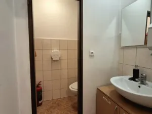 Pronájem obchodního prostoru, Oslavany, náměstí 13. prosince, 28 m2