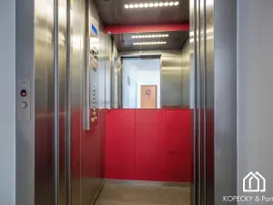 Prodej bytu 4+kk, Praha - Holešovice, U Pergamenky, 125 m2
