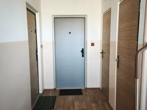 Pronájem bytu 2+kk, Most, Komořanská, 41 m2