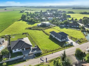Prodej pozemku pro bydlení, Plazy, 1355 m2