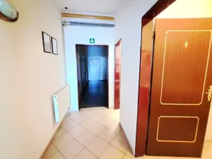 Prodej komerční nemovitosti, Hulín, Komenského, 400 m2