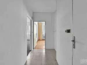 Pronájem bytu 2+kk, Pardubice, Bartoňova, 41 m2