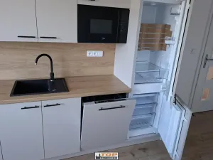 Prodej bytu 3+kk, Chomutov, Březenecká, 59 m2
