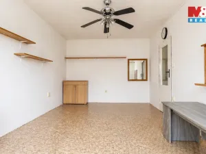 Pronájem bytu 1+1, Milovice, Mírová, 28 m2