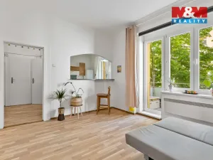 Prodej bytu 1+1, Praha - Holešovice, Osadní, 41 m2