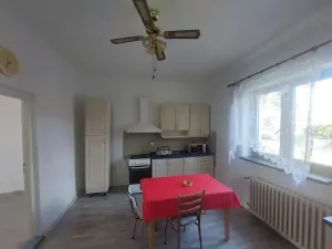 Pronájem rodinného domu, Chrást, 156 m2