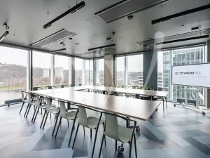 Pronájem kanceláře, Praha - Holešovice, Pod dráhou, 700 m2