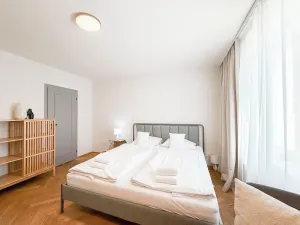Pronájem bytu 1+1, Praha - Vinohrady, Sázavská, 28 m2