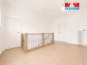 Pronájem bytu 3+kk, Praha - Běchovice, Na Korunce, 99 m2