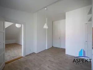 Pronájem bytu 1+1, Praha - Dejvice, Na pískách, 32 m2