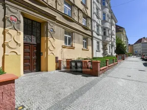 Pronájem bytu 3+1, Praha - Bubeneč, Charlese de Gaulla, 95 m2