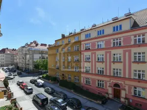 Pronájem bytu 3+1, Praha - Bubeneč, Charlese de Gaulla, 95 m2