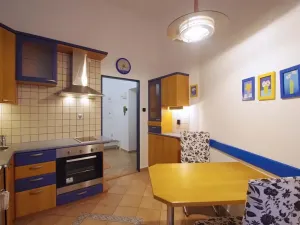 Pronájem bytu 1+1, Praha - Vinohrady, Polská, 45 m2