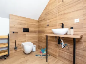 Prodej rodinného domu, Bystřany, 284 m2