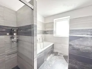 Prodej rodinného domu, Dražice, 180 m2