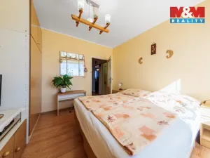 Prodej bytu 3+1, Rotava, Sídliště, 67 m2