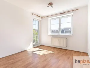 Pronájem bytu 3+kk, Benešov, Pod Lihovarem, 62 m2