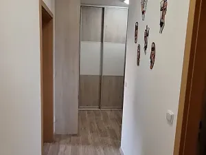 Pronájem bytu 2+1, Liberec, Seniorů, 64 m2