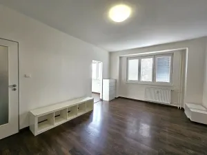 Pronájem bytu 2+1, Kralupy nad Vltavou - Lobeček, Masarykova, 52 m2