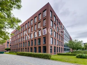 Pronájem bytu 1+kk, Praha - Karlín, U Sluncové, 33 m2