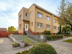 Prodej rodinného domu, Hustopeče, Komenského, 261 m2