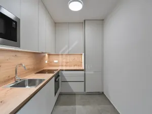 Prodej bytu 2+kk, Praha - Košíře, Naskové, 60 m2